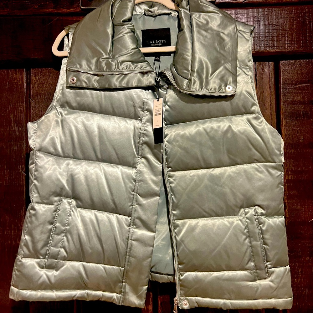 Talbots, NWT, beautiful mint green down puffer vest
